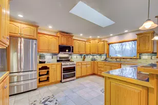 5933 Salabelle St, Jackson, MI 49201 - Photo 8