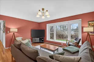 4 Gallway Ct, Ann Arbor, MI 48104 - Photo 2