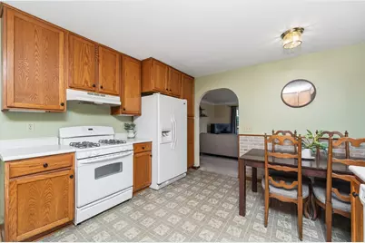 1603 Friendly Avenue, Portage, MI 49002 - Photo 6