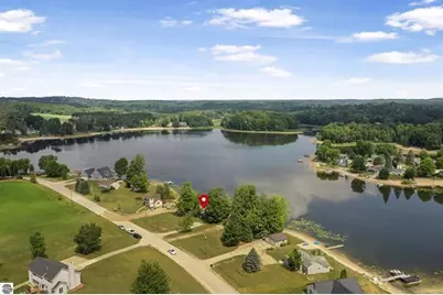 9301 E 50 Road, Cadillac, MI 49601 - Photo 40