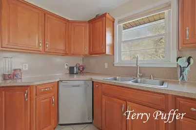 1559 Glenwood Avenue, Muskegon, MI 49445 - Photo 10