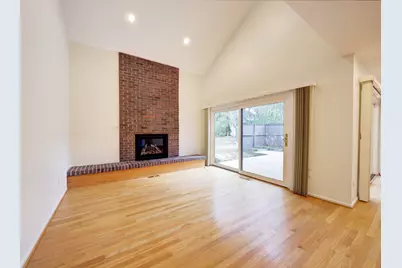 19 Westbury Court, Ann Arbor, MI 48105 - Photo 6