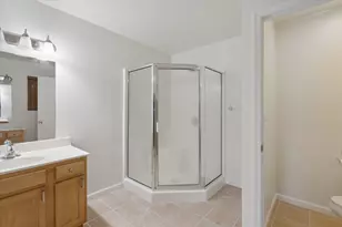 1 Woodrow Ct, Battle Creek, MI 49015 - Photo 8