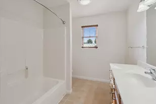 1 Woodrow Ct, Battle Creek, MI 49015 - Photo 16