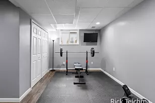 2055 Rambling Oak Dr, Muskegon, MI 49445 - Photo 60