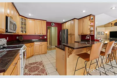 2055 Rambling Oak Drive, Muskegon, MI 49445 - Photo 38