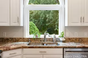 145 Bay Meadows Dr, Holland, MI 49424 - Photo 20