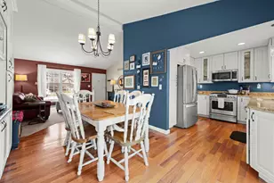 14446 Gary Ln, Livonia, MI 48154 - Photo 10