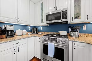 14446 Gary Ln, Livonia, MI 48154 - Photo 14