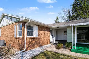 965 Andover Ct SE, Kentwood, MI 49508 - Photo 6