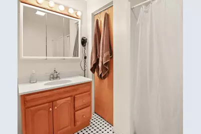 2365 W Temperance Road, Temperance, MI 48182 - Photo 8