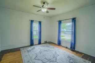 330 Cleveland St, Nashville, MI 49073 - Photo 12