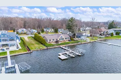 5363 Paw Paw Lake Road, Coloma, MI 49038 - Photo 4