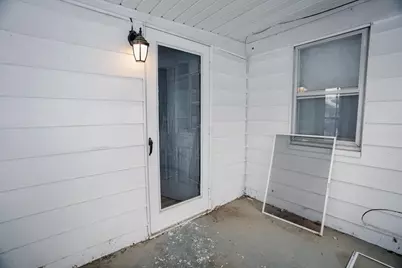 5017 Christiansen Road, Lansing, MI 48910 - Photo 2