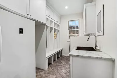 5189 Queen Victoria Lane, Kalamazoo, MI 49009 - Photo 12