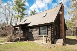 1876 Lake Michigan Dr NW, Grand Rapids, MI 49534 - Photo 8