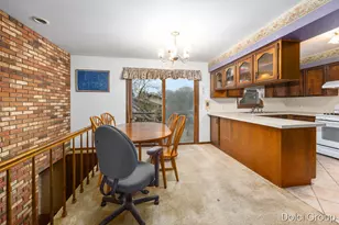 5719 Bentbrook Dr SE, Kentwood, MI 49508 - Photo 8