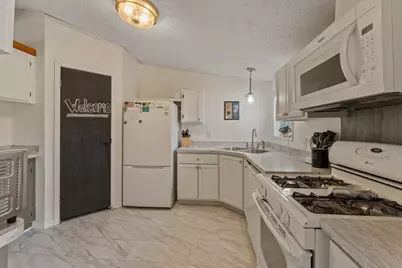 21864 McCain Lane, Edwardsburg, MI 49112 - Photo 2