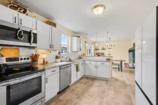 1743 Harper Grove Ln, Vicksburg, MI 49097 - Photo 8