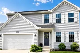 1743 Harper Grove Ln, Vicksburg, MI 49097 - Photo 2