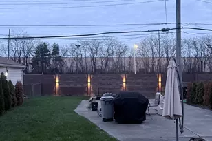 5700 Appoline St, Dearborn, MI 48126 - Photo 14