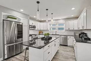 2019 Lakeview Dr, Portage, MI 49002 - Photo 10