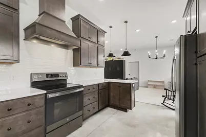 419 S Juniper Street NE, Edmore, MI 48829 - Photo 12