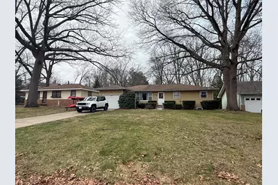 28 S Franklin Street, New Buffalo, MI 49117 - Photo 2