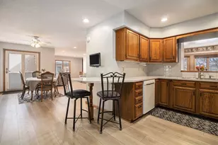 4231 Redbush Dr SW, Grandville, MI 49418 - Photo 10