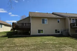 4231 Redbush Dr SW, Grandville, MI 49418 - Photo 28