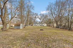 2240 4 Mile Rd NE, Grand Rapids, MI 49525 - Photo 22