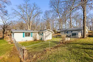 909 Powelson Dr, Coldwater, MI 49036 - Photo 4