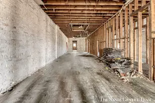 224 Washington Ave, Grand Haven, MI 49417 - Photo 14