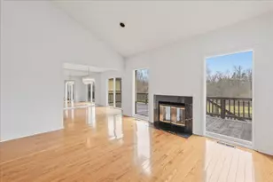 7513 Hickory Hill Dr, West Bloomfield, MI 48322 - Photo 6