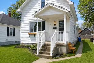 289 6th St, Manistee, MI 49660 - Photo 2