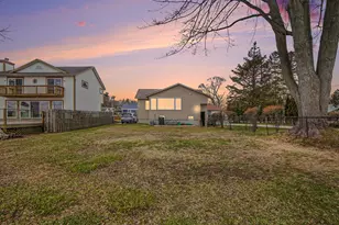 1834 Edgewater St, Muskegon, MI 49441 - Photo 26