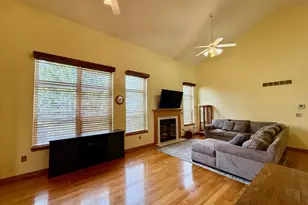 1975 Hollowbrook Dr, Holt, MI 48842 - Photo 12