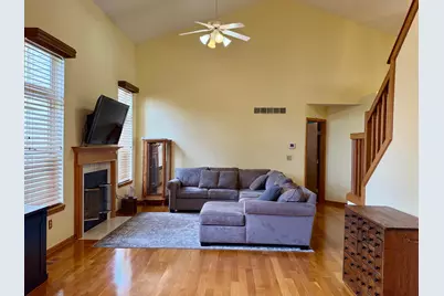 1975 Hollowbrook Drive, Holt, MI 48842 - Photo 10