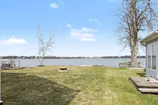 780 Beach Dr, Brooklyn, MI 49230 - Photo 38