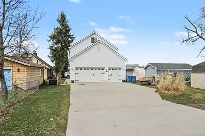 780 Beach Drive, Brooklyn, MI 49230 - Photo 4