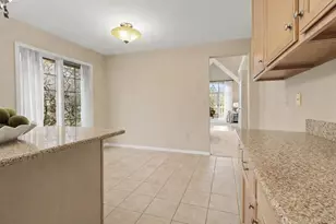 2731 Winter Garden Ct, Ann Arbor, MI 48105 - Photo 18