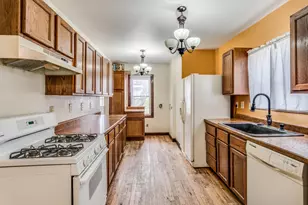 167 Sharon Ave, Battle Creek, MI 49017 - Photo 4