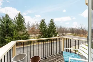 9475 Lakeside Dr, Ypsilanti, MI 48197 - Photo 16