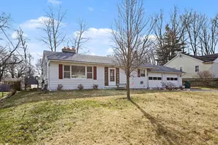 322 N 28th St, Springfield, MI 49037 - Photo 2