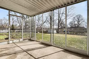 322 N 28th St, Springfield, MI 49037 - Photo 22