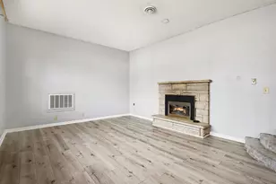 322 N 28th St, Springfield, MI 49037 - Photo 6