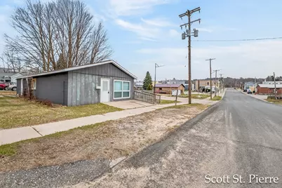 60 W 3rd Street, Shelby, MI 49455 - Photo 4
