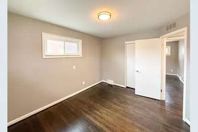 22203 Logue Avenue, Warren, MI 48091 - Photo 12