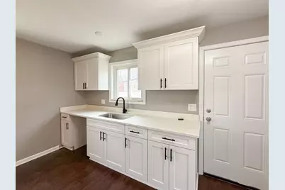 22203 Logue Avenue, Warren, MI 48091 - Photo 6