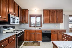 2277 Vantage Ct SE, Caledonia, MI 49316 - Photo 10